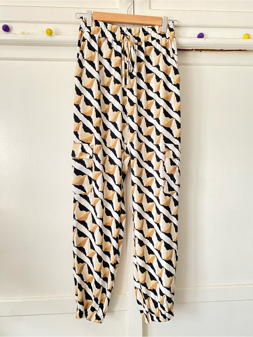 THML Black, White & Tan Geometric Drawstring Pants